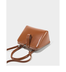 Borsa a tracolla Casual di alta qualità di marche famose borse a tracolla di lusso da donna con decorazione a catena tessuto in pelle progettato su misura - Product Image 5