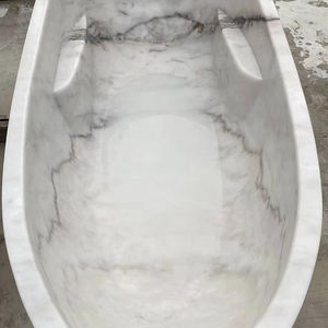 Baignoire ronde surdimensionnée moderne en marbre blanc de Carrare massif avec surface polie, design écologique - Product Image 5