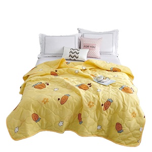 <span class=keywords><strong>Couvre</strong></span>-<span class=keywords><strong>lit</strong></span> en relief ultrasonique de couleur jaune vif, fabricant chinois - Product Image 1