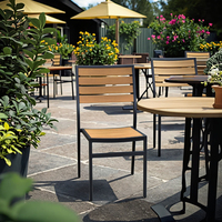 Ensemble de table et chaises de salle à manger d'extérieur en aluminium moderne pour villa, hôtel, restaurant, jardin et terrasse