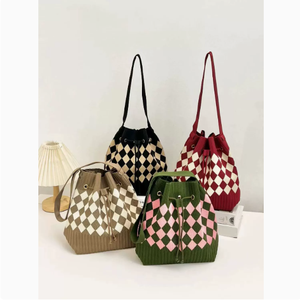 กระเป๋าถือสะพายไหล่แบบถัก PEIQUAN รุ่นเปิดด้านบน มีเชือกผูกและกระดุมแม่เหล็ก สำหรับผู้หญิง ความจุขนาดใหญ่ สไตล์ลำลอง - Product Image 2