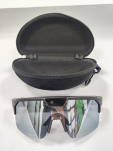 Gafas Q01 8MP BT5.3 WiFi con Asistente de Voz IA, Traducción y Cancelación de Ruido con Micrófono Dual - Product Image 4