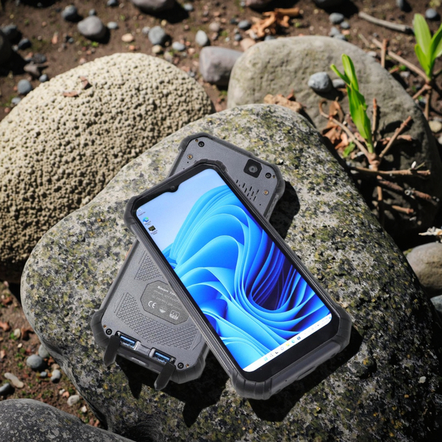 6.5 Inch Win PDA Handheld Terminal Intel 8G RAM 256G ROM Data Collector Waterproof Rugged Industrial Tablet