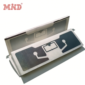Etiqueta RFID UHF Desechable Tipo Dogbone con Chip Impinj Monza M830 para Cronometraje <span class=keywords><strong>de</strong></span> Carreras, Maratones y Ciclismo - Product Image 1