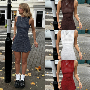 Vestido Mini de Verano Personalizable para Mujer, Sin Mangas, Corte en A, con Bloques de Color y Puntos, Cuello Redondo, Dulce y Lindo - Product Image 1