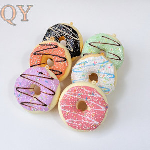 QY Mini Donut Squishy PU De Recuperación Lenta Llavero Juguete Sensorial Antiestrés Al Por Mayor - Product Image 1