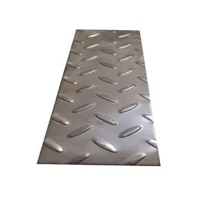 Modèles personnalisés Tôle d'acier antidérapante Diamant/Bande de roulement à carreaux/Plaque en acier inoxydable à carreaux en relief