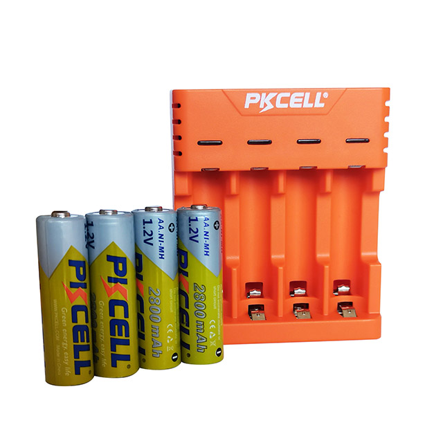 PKCELL Rechargeable AAとAAA Battery ChargerとPK-8146 4 AA 2800mAh NiMH Rechargeable Batteries