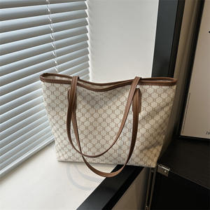 Bolso grande Retro de primavera para mujer, nuevo estilo de moda, hermosa versión coreana, bolso de hombro para mujer, bolso de viaje de gran capacidad - Product Image 3