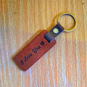Khóa móc chìa khóa gỗ khắc tên tùy chỉnh giá rẻ bán buôn tự làm - Product Image 5