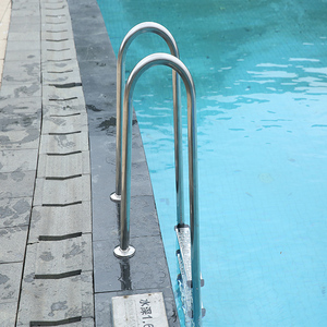 Tangga Kolam Renang di atas tanah berkualitas tinggi dengan pegangan untuk akses kolam - Product Image 6