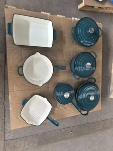 Ensemble de 11 ustensiles de cuisson multifonctionnels classiques, durables, écologiques et écoresponsables en fonte émaillée rouge, compatibles four et lave-vaisselle, pour la cuisson et la friture - Product Image 4