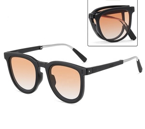 2024 Lunettes de soleil unisexes à monture carrée avec protection UV400 Lentilles polarisées en polycarbonate Style <span class=keywords><strong>punk</strong></span> noir Cadres disponibles - Product Image 3