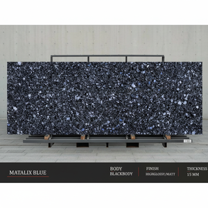 ความงามของผนังสมัยใหม่ที่ได้รับการปรับปรุง ถูกนำเสนอผ่านกระเบื้องแผ่นใหญ่เคลือบเงาสีดำขนาด 800x2400 มม. - Product Image 1