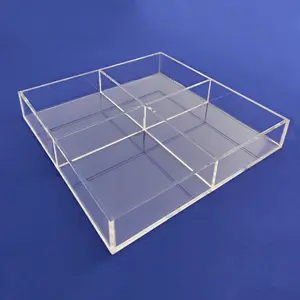 Clear Acrylic Food Tray With 4 Dividers Serving Dish Food Veggie Tray Lucite Fruit Platter Tray 4 Compartments Plate