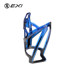 <span class=keywords><strong>Porte</strong></span>-bouteilles en <span class=keywords><strong>carbone</strong></span> durable et élégant OEM Accessoire pour vélo Matière plastique légère pour vélos de <span class=keywords><strong>route</strong></span> VTT pour vélo de <span class=keywords><strong>route</strong></span> - Product Image 5