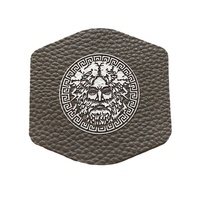 Écussons Rexine en cuir souple personnalisés tissu de vêtement de support adhésif avec sérigraphie de conception de logo pour une utilisation de chapeau personnalisée