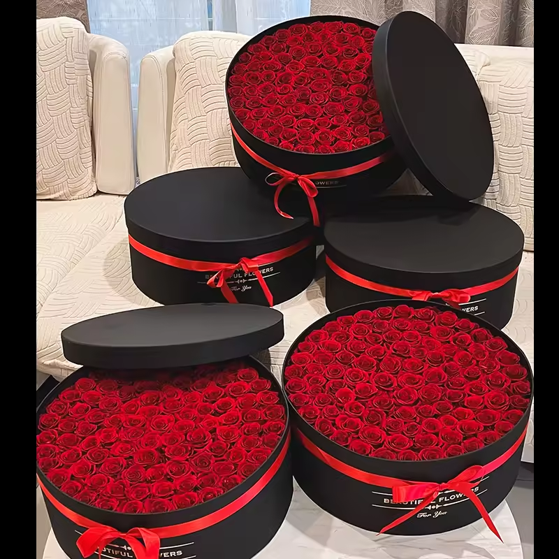 99pcs preserved rose round satin box