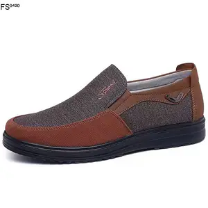 Zapatos informales para hombre, mocasín italiano de cuero, producto vendido en el mercado, 2022