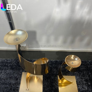 Soportes de Metal para Flores de Boda LEDA en Forma de S de 60 cm de Altura, Color Negro, Diseño de Decoración de Mesa, Soporte para Flores para Bodas, Centro de Mesa para Fiestas - Product Image 5