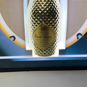 Exhibidor de Vino Iluminado Rectangular de Acrílico con Siete Colores, Exhibidor de Vino con Iluminación de Neón para Bares y KTV - Product Image 3