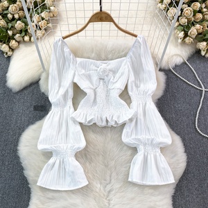 喇叭袖方领荷叶边衬衫女式修身短款衬衫 - Product Image 4