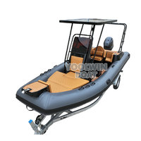Bateau pneumatique durable Yoolwin 5,8 m certifié CE avec coque en aluminium soudée pour les loisirs en famille, la navigation, la pêche et la patrouille