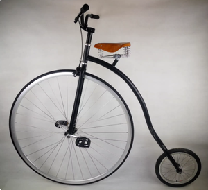Bicicletta Retrò da 40 Pollici con Ruote Grandi e Piccole per Fotografia Stile Vintage - Product Image 1