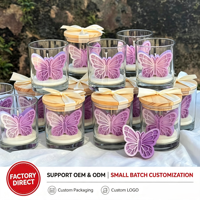 Bougies parfumées en cire de soja de luxe personnalisées en gros pour mariage, bougies papillon exquises violettes et roses avec couvercles, parfaites pour les bébés