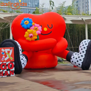 Scultura Gonfiabile Gigante a Forma di Cuore Rosso con Braccia per San Valentino, Matrimoni, Decorazioni per Interni ed Esterni, Ideale per Foto - Product Image 2
