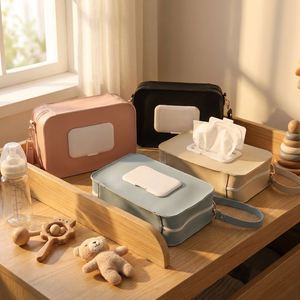 Porte-lingettes promotionnel portable en cuir PU gaufré moderne pour bébé, boîte à lingettes rechargeable, étui à mouchoirs facile à ouvrir et à fermer - Product Image 2