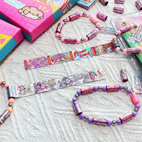 Vente chaude bricolage coloré dessin animé enfants enfants jouet autocollant créatif drôle papeterie bâton rouleaux autocollant Bracelet