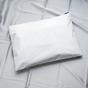 Cheap 25.5x33cm <b>Waterproof</b> Blank for Summer Women T-shirts Shorts Kid Clothes Set Packaging Shipping Mailing Bags Shoes - Product Image 3