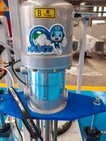 Vente directe d'usine, utilisation facile, faible taux de défaillance et longue durée de vie : Machine de distribution pneumatique à deux composants.