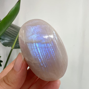Offre Spéciale – Pierre de Lune Bleue Polie Feng Shui en Forme de Cœur, Sphère de Lune, Wicca, Reiki, Guérison, Pierre de Palmier Semi-Précieuse, Artisanat en Cristal, Décoration - Product Image 4
