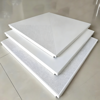 Panneau de plafond moderne en aluminium de qualité industrielle, carré, thermolaqué, étanche, ignifuge, alvéolé, pour maison et bureau