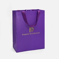 Sac en papier recyclable avec poignée, personnalisé avec logo de marque, pour la promotion de vêtements de luxe, cadeaux, achats, bougies