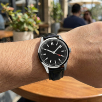 Montre-bracelet automatique Miyota 9075 GMT avec logo personnalisé, verre saphir, bracelet en cuir, montres mécaniques lumineuses pour hommes