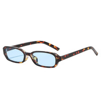 Lunettes de soleil rétro rectangulaires étroites pour femmes, petite monture, protection UV400, style chic années 90, vente en gros, logo personnalisé