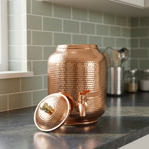 Distributeur d'eau en cuivre pur le plus vendu avec robinet anti-fuite, design martelé à la main écologique, réservoir d'eau potable de 8 L pour la maison - Product Image 1
