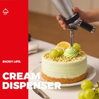Distributeur de crème fouettée en acier inoxydable, fouet à crème professionnel avec emballage en silicone pour la préparation de desserts