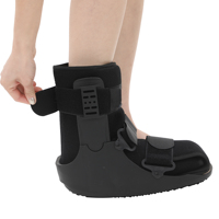 Botte d'immobilisation légère et courte pour la cheville, attelle de marche post-opératoire, remplace la botte de marche traditionnelle en plâtre