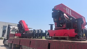 Nueva Grúa Montada en Camión <span class=keywords><strong>de</strong></span> Marca China Famosa, Grúa <span class=keywords><strong>de</strong></span> Carga <span class=keywords><strong>de</strong></span> 8t, Maquinaria <span class=keywords><strong>de</strong></span> Elevación ZLT2000V4 en Venta - Product Image 4