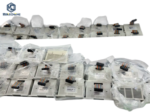 XC-E16X16YR-E โมดูลขยาย PLC ตัวควบคุมลอจิกแบบตั้งโปรแกรมได้ โมดูลควบคุมอุตสาหกรรม โมดูล I/O ดิจิตอล 16 อินพุต 16 เอาต์พุต - Product Image 1