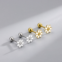 Mode minimaliste bijoux fins plaqué or boucles d'oreilles à vis femmes Simple 925 argent Sterling minuscule blanc marguerite Cz boucles d'oreilles