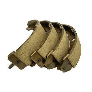KINGSTEEL OEM 04495-60070 0449560070 Fabrication de plaquettes de frein de haute qualité, jeu de plaquettes pour pièces automobiles pour Land Cr - Product Image 1