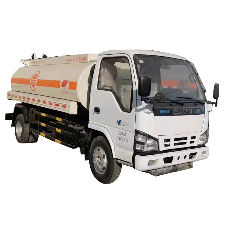 Klassiek Merk Isuzu Brandstof Truck Voor Transport Water Benzine Heeft Een Goedkope Prijs