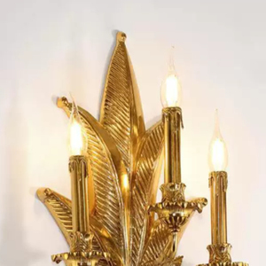 Applique murale en cuivre motif feuille d'érable, avec incrustation feuille de palmier et motif veiné de cuivre, luminaire bougie décoratif pour fond de club - Product Image 1