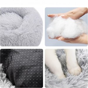 Cama para Mascotas Redonda Tipo Donut, <span class=keywords><strong>de</strong></span> Felpa, Lavable, Antideslizante, <span class=keywords><strong>de</strong></span> Poliéster, Estilo Clásico Moderno, Acogedora, Suave y Cálida para Perros y Gatos - Product Image 4
