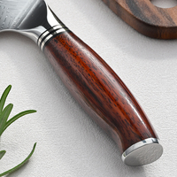 Couteau Santoku en acier Damas personnalisé, motif plume, couteau de chef japonais tranchant avec manche en bois de rose, couteau de cuisine professionnel